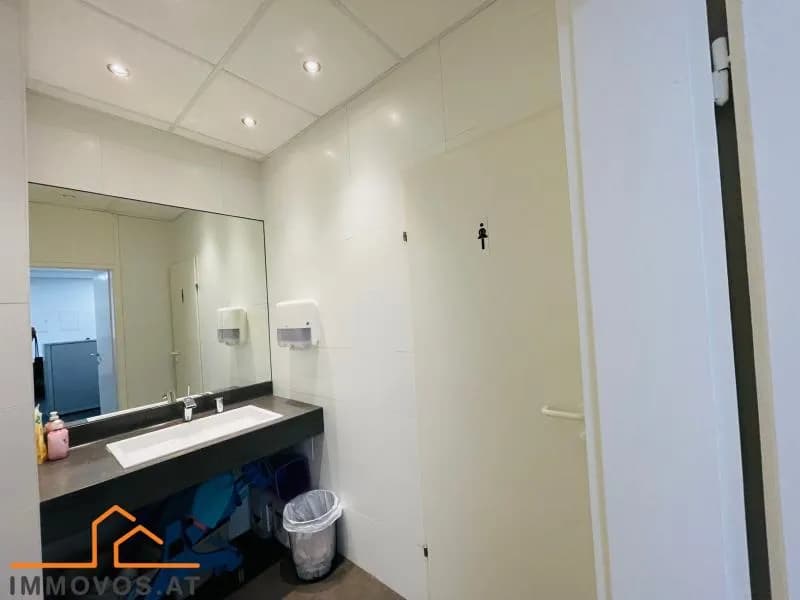 6-Zimmer-Gewerbeimmobilie mieten in Wien – 215 m², € 4.584 – Bild 4 von 9