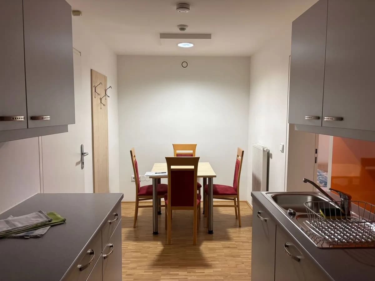Gewerbeimmobilie mieten in Graz – 777 m², € 6 – Bild 4 von 11
