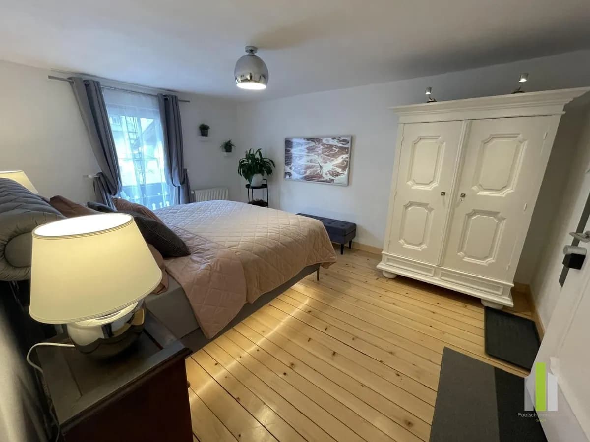 4-Zimmer-Gewerbeimmobilie kaufen in Gmunden – 330 m², € 790.000 – Bild 2 von 17