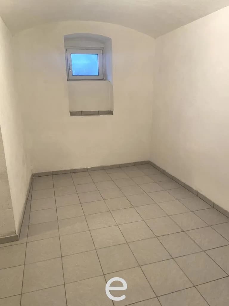 Gewerbeimmobilie kaufen in Linz – 24 m², € 21.165 – Bild 2 von 10
