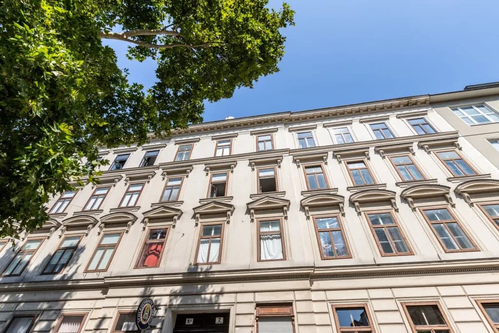 Immobilie kaufen in Wien – 1 001,27 m², € 2.400.000 – Bild 8 von 19