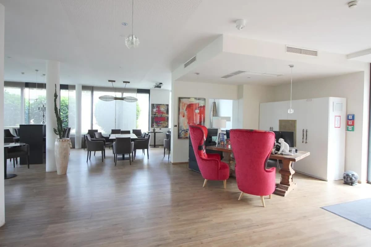 1-Zimmer-Gewerbeimmobilie mieten in Graz – 159 m², € 1.910 – Bild 3 von 7