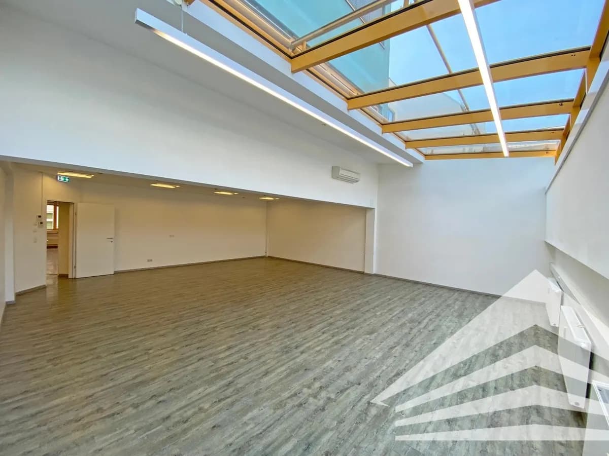 Gewerbeimmobilie mieten in Linz – 240 m², € 4.322 – Bild 6 von 11