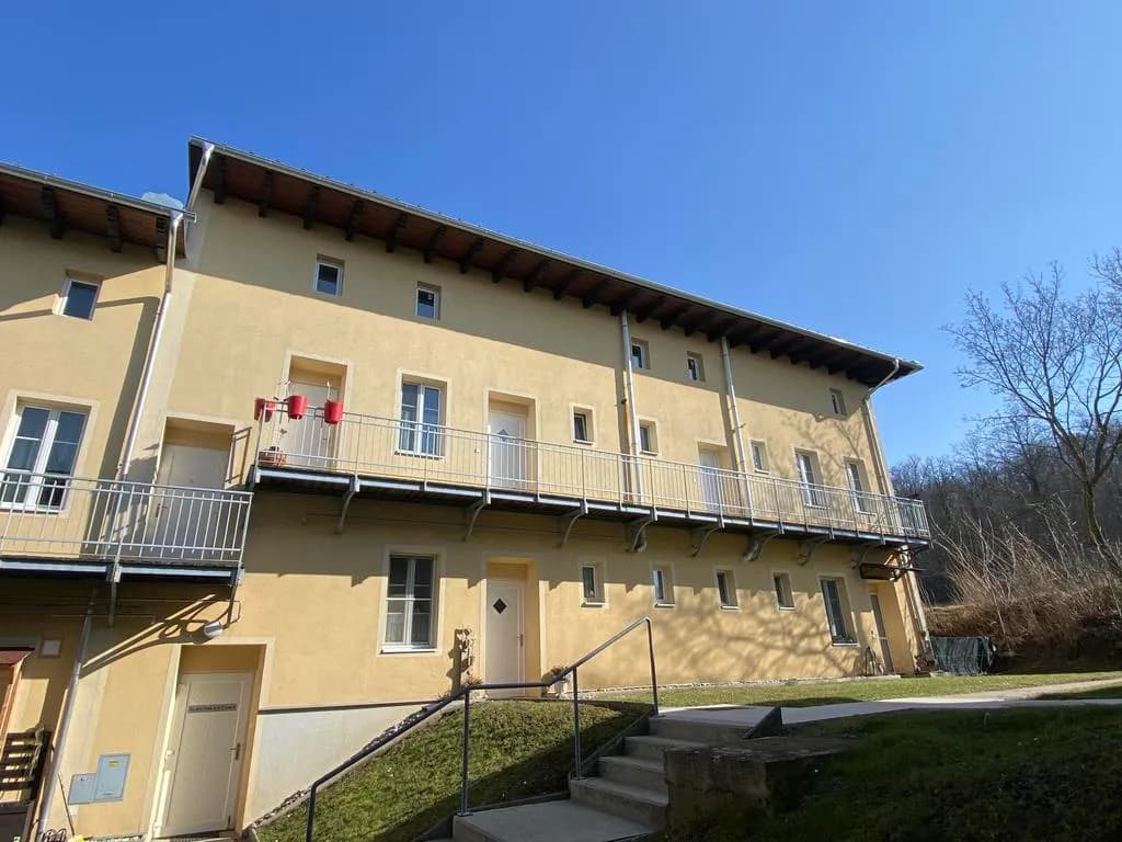 2-Zimmer-Wohnung mieten in Horn – 63,7 m², € 624