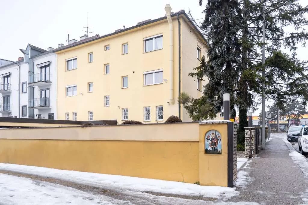 2-Zimmer-Wohnung mieten in Linz – 75 m², € 890 – Bild 12 von 15