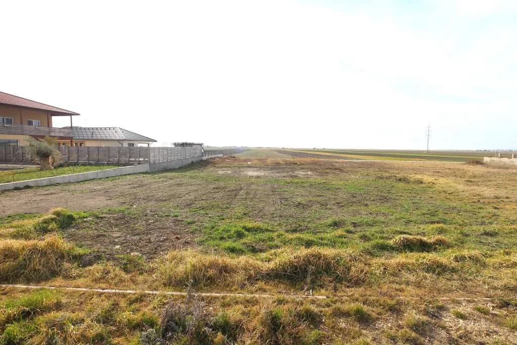 Grundstück kaufen in Neusiedl am See – 974 m², € 438.300