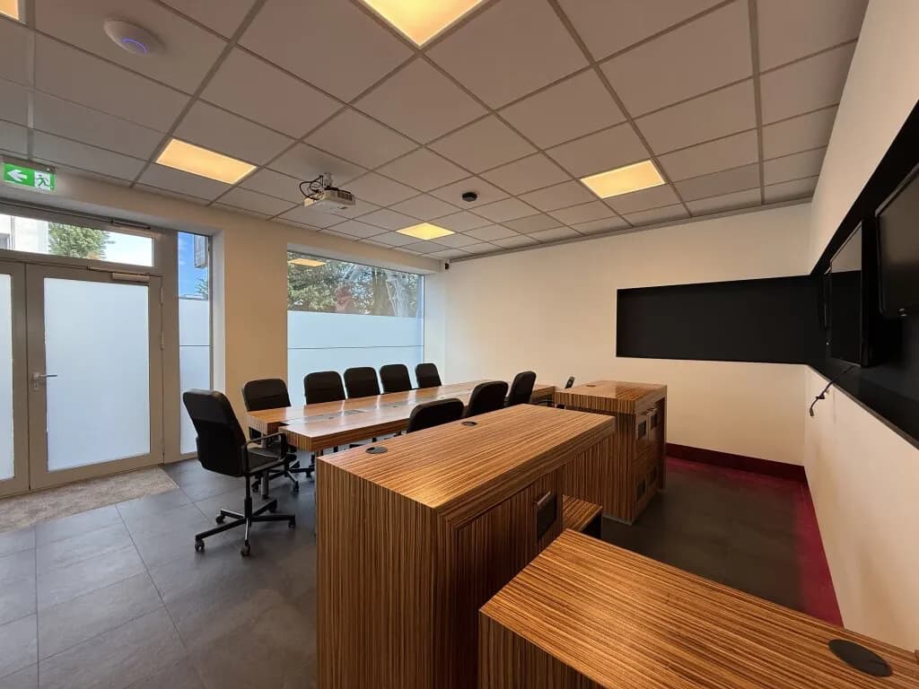 12-Zimmer-Gewerbeimmobilie kaufen in Graz – 424 m², € 1.050.000 – Bild 1 von 18