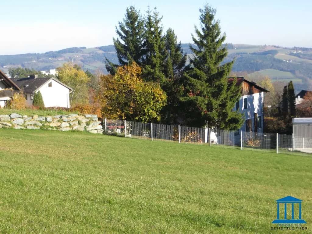 Grundstück kaufen in Neunkirchen – 994 m², € 175.000