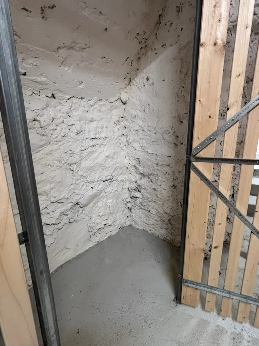 Immobilie mieten in Innsbruck-Land – 2 m², € 50 – Bild 2 von 6