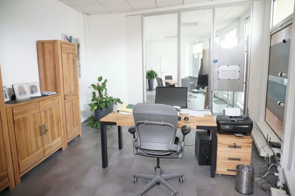 Gewerbeimmobilie mieten in Bruck-Mürzzuschlag – 60 m², € 745 – Bild 4 von 5