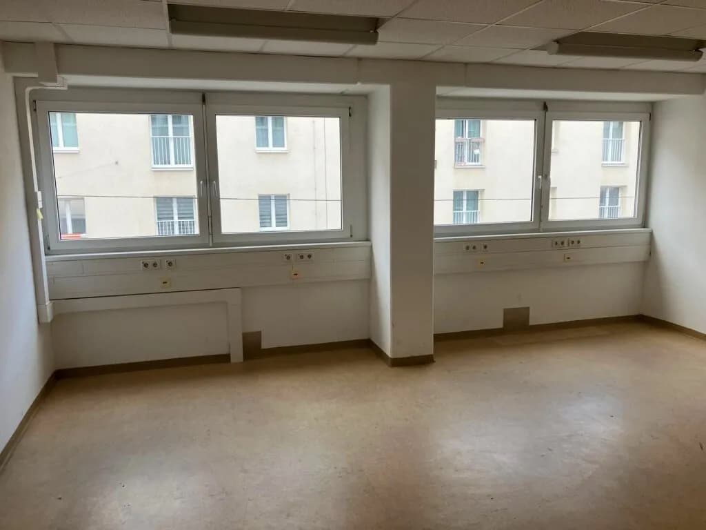 15-Zimmer-Gewerbeimmobilie mieten in Wien – 555 m², € 7.493 – Bild 2 von 11