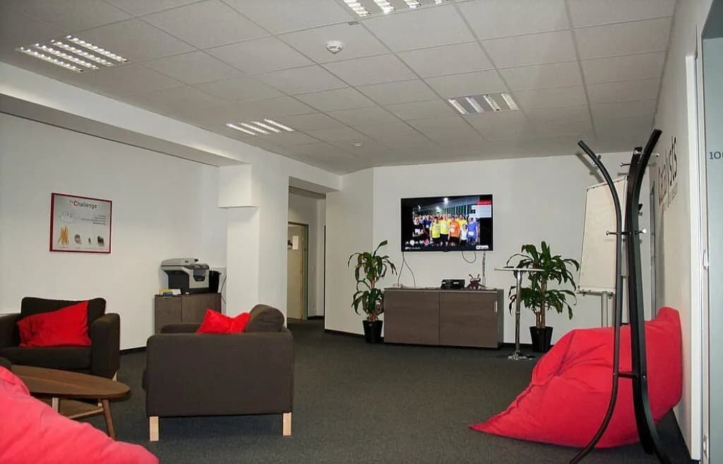 15-Zimmer-Gewerbeimmobilie mieten in Wien – 555 m², € 7.493 – Bild 9 von 11