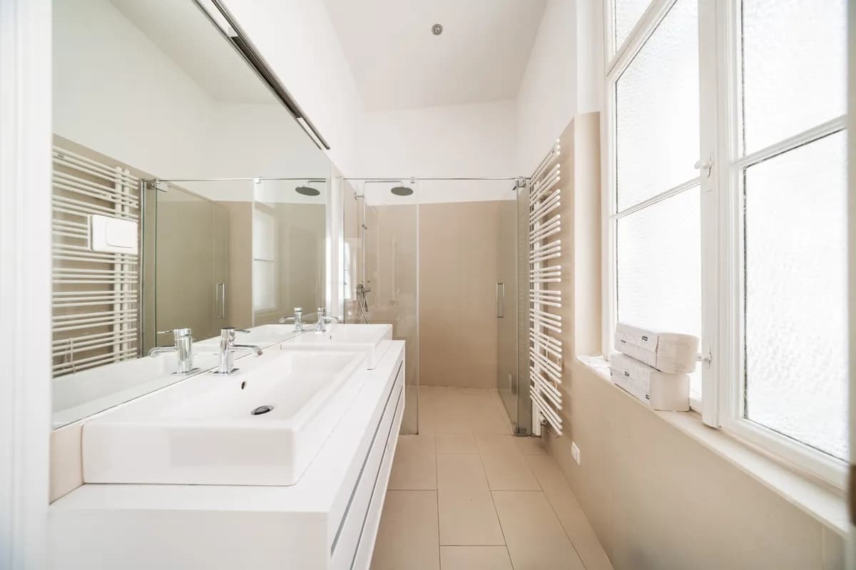 7-Zimmer-Gewerbeimmobilie mieten in Wien – 235 m², € 5.355 – Bild 12 von 23