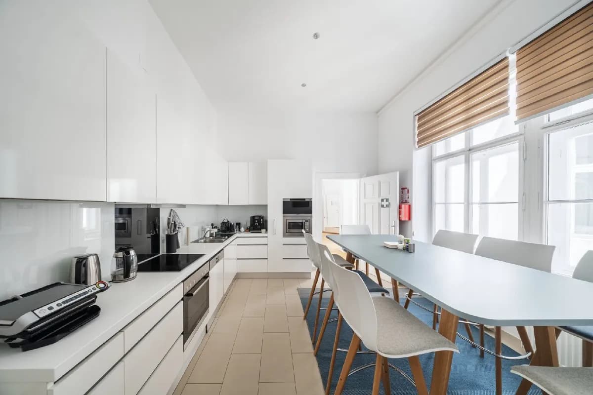 7-Zimmer-Gewerbeimmobilie mieten in Wien – 235 m², € 5.355 – Bild 13 von 23