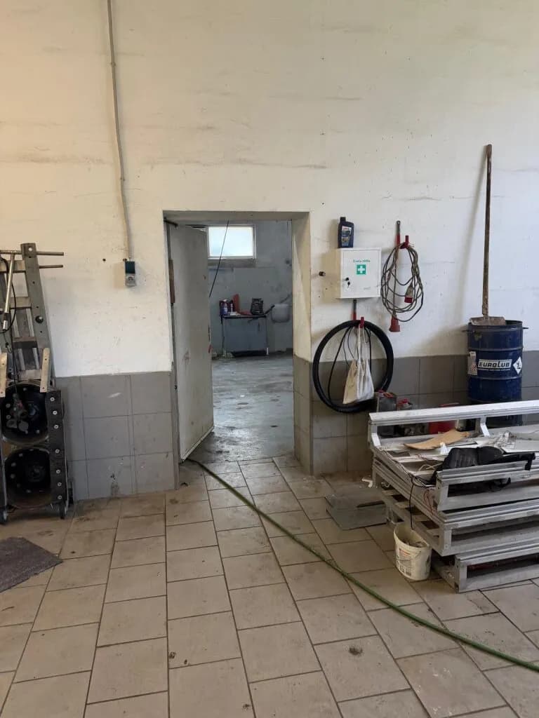 Gewerbeimmobilie kaufen in Braunau am Inn – 489 m², € 435.000 – Bild 16 von 24