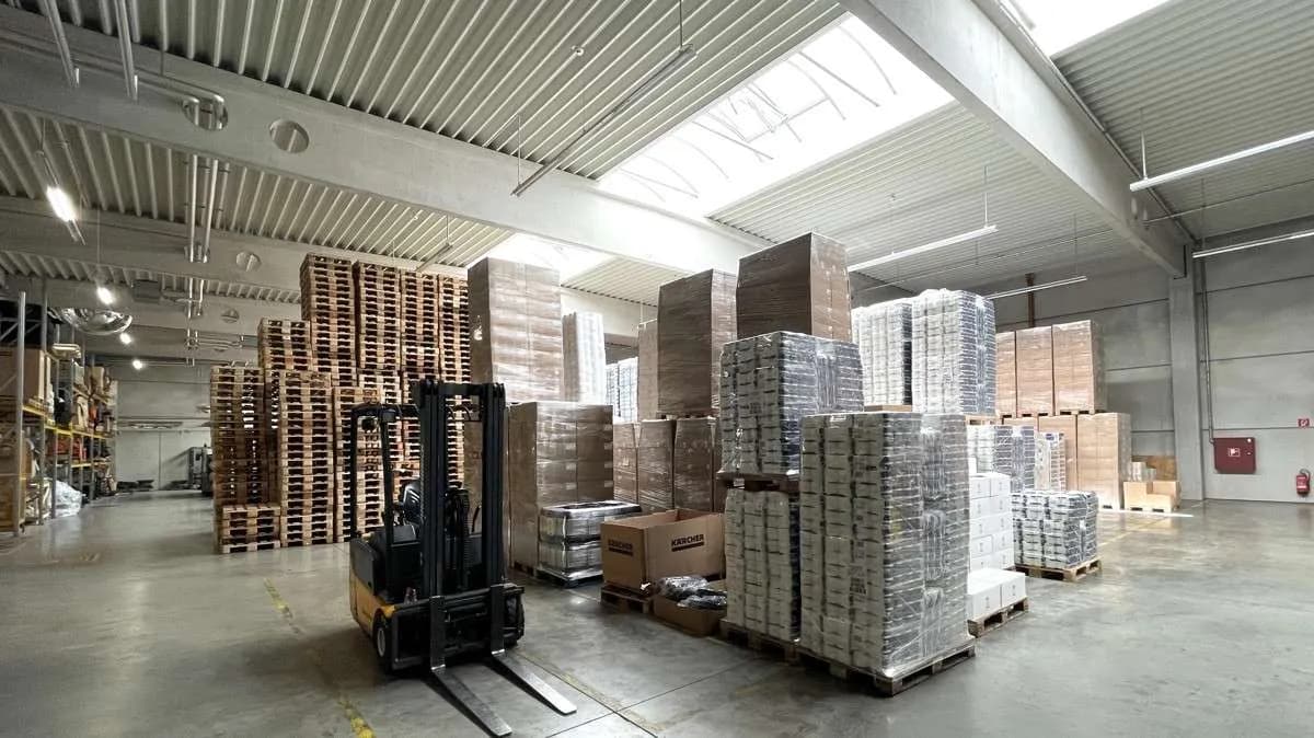 Gewerbeimmobilie mieten in Wien – 7 128 m² – Bild 5 von 13