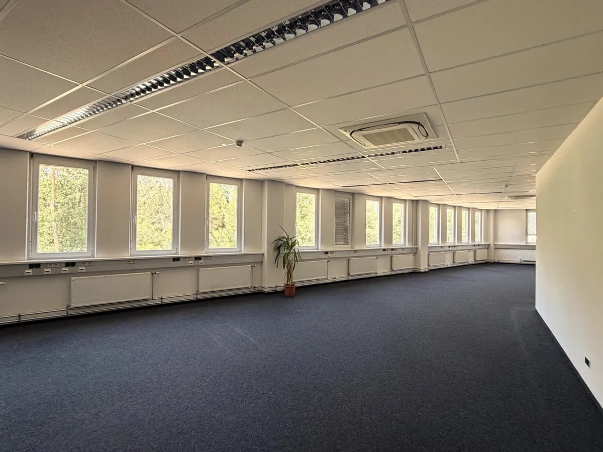 Gewerbeimmobilie mieten in Graz-Umgebung – 230 m², € 9