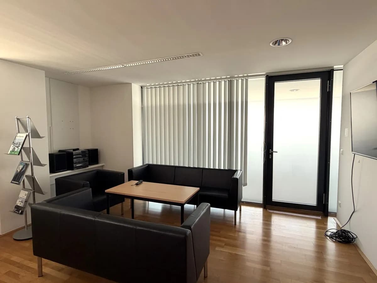 Gewerbeimmobilie mieten in Graz-Umgebung – 1 320 m², € 12 – Bild 11 von 14