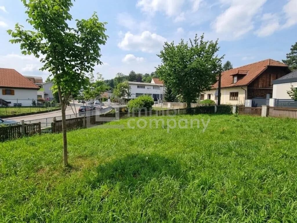 Grundstück kaufen in Tulln – 400 m², € 300.000
