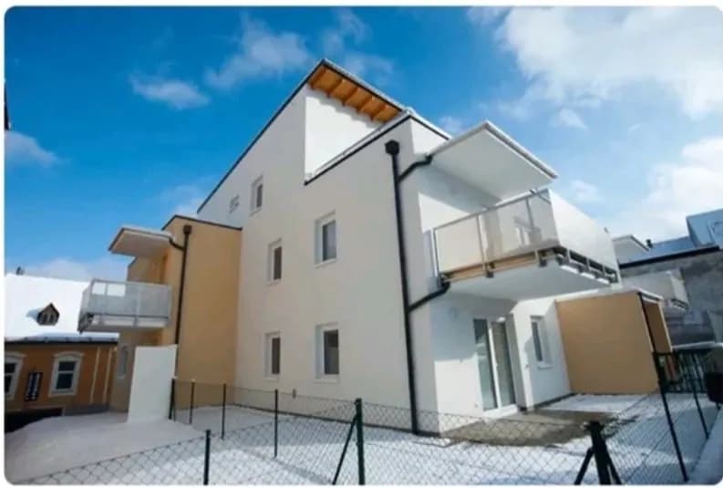 2-Zimmer-Wohnung mieten in Neunkirchen – 60 m², € 820