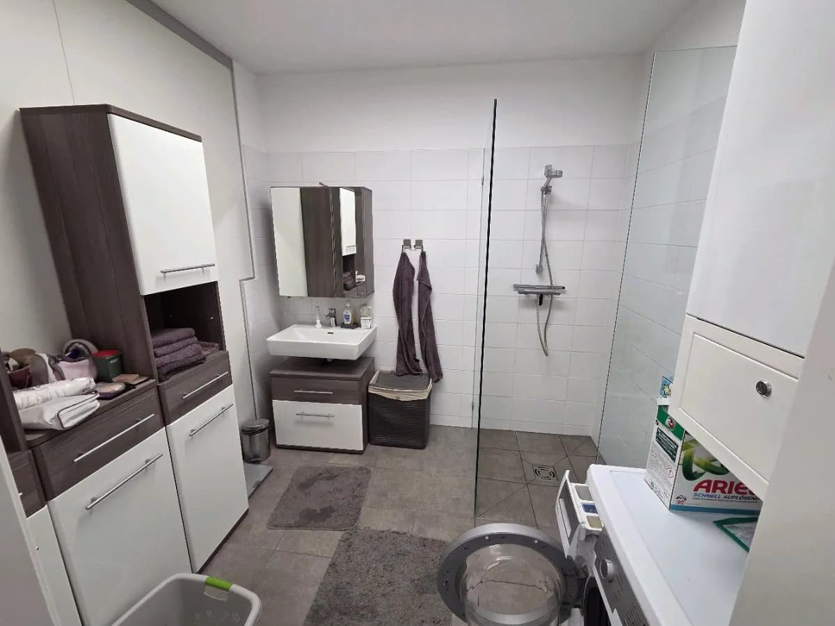 2-Zimmer-Wohnung mieten in Neunkirchen – 60 m², € 820 – Bild 8 von 10