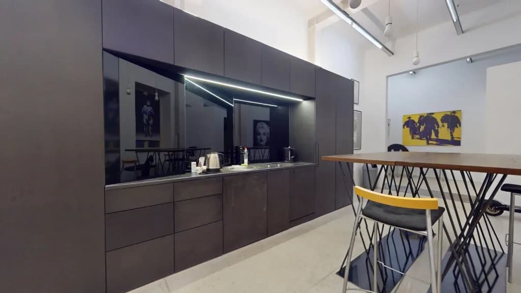 6-Zimmer-Gewerbeimmobilie mieten in Wien – 245 m², € 3.197 – Bild 12 von 37