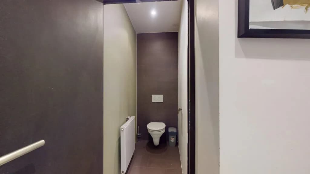 6-Zimmer-Gewerbeimmobilie mieten in Wien – 245 m², € 3.197 – Bild 33 von 37