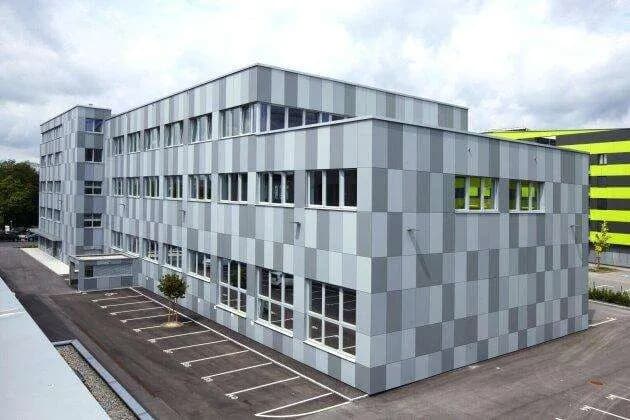 Gewerbeimmobilie mieten in Linz – 784 m², € 14.106 – Bild 2 von 27