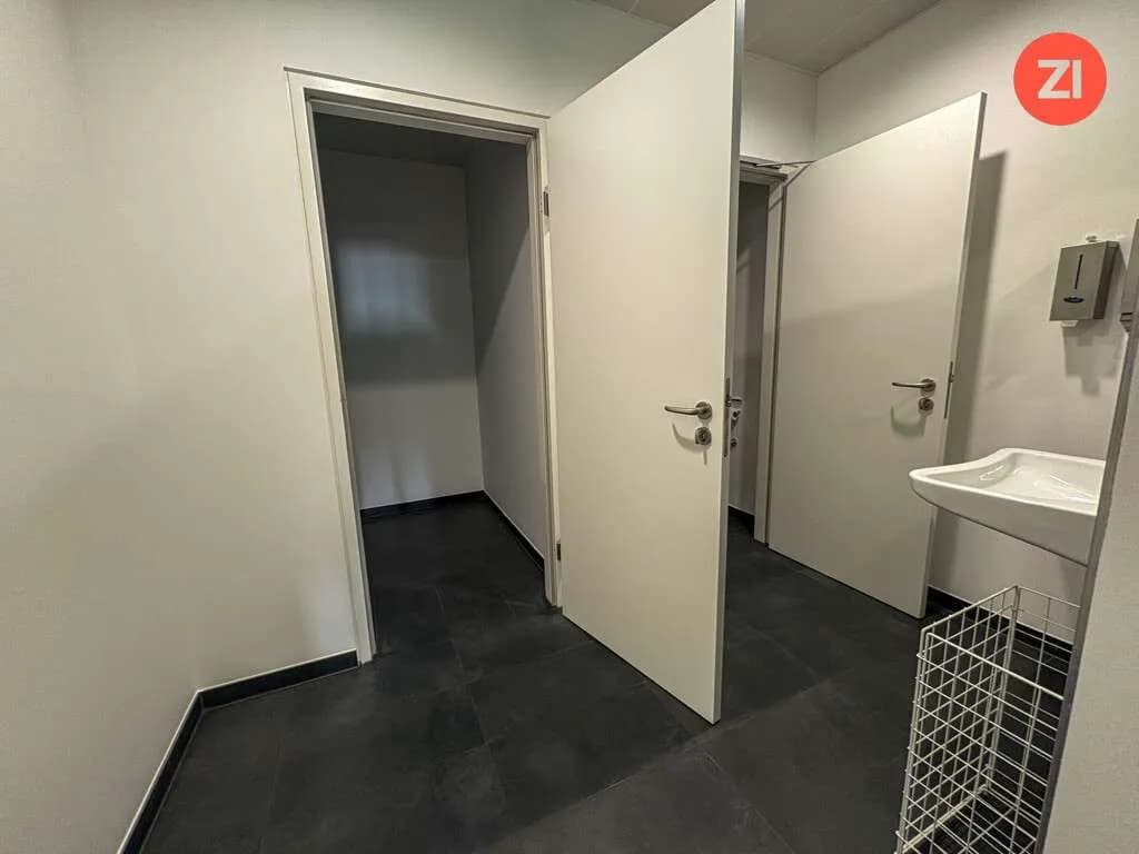 Gewerbeimmobilie mieten in Linz – 784 m², € 14.106 – Bild 17 von 27