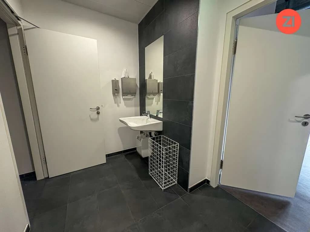 Gewerbeimmobilie mieten in Linz – 784 m², € 14.106 – Bild 18 von 27