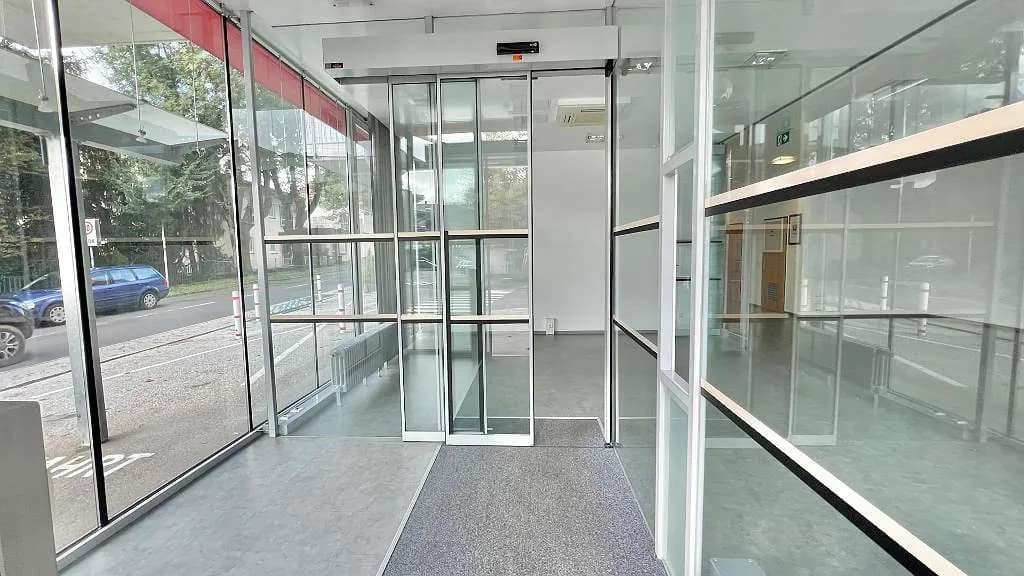 4-Zimmer-Gewerbeimmobilie mieten in Villach – 148 m², € 2.617 – Bild 3 von 11