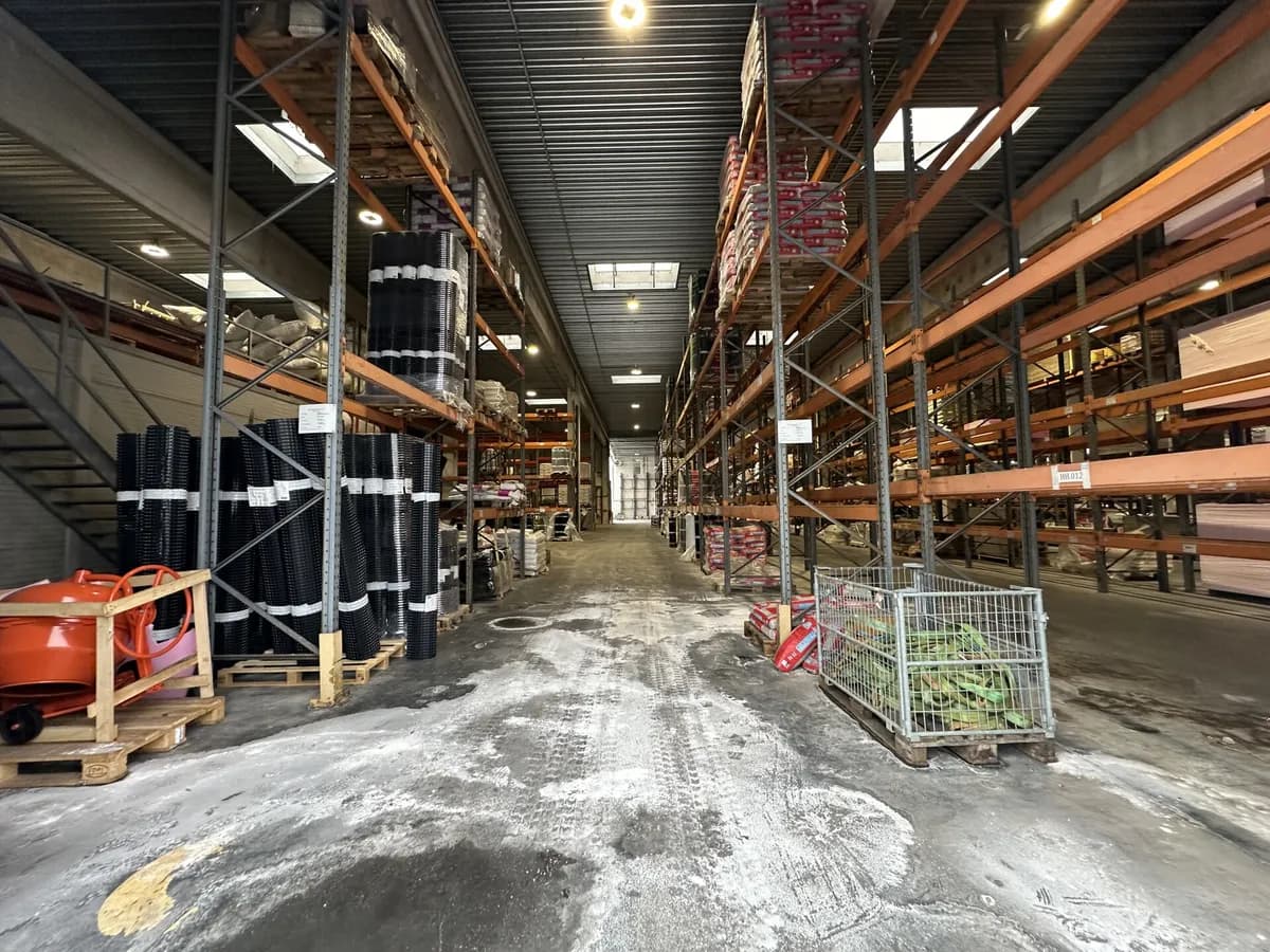 Gewerbeimmobilie mieten in Wiener Neustadt – 17 543 m², € 60.780 – Bild 11 von 21