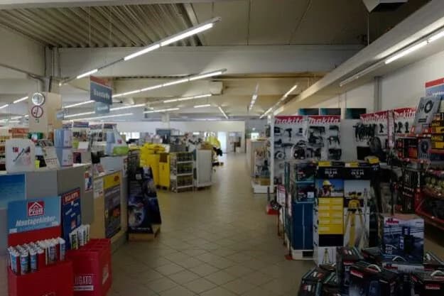 Gewerbeimmobilie mieten in Wiener Neustadt – 17 543 m², € 60.780 – Bild 20 von 21