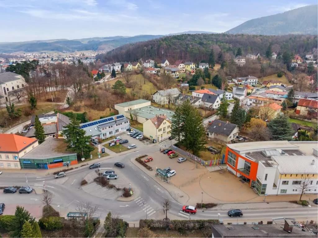 Haus kaufen in Neunkirchen – 237 m², € 460.000