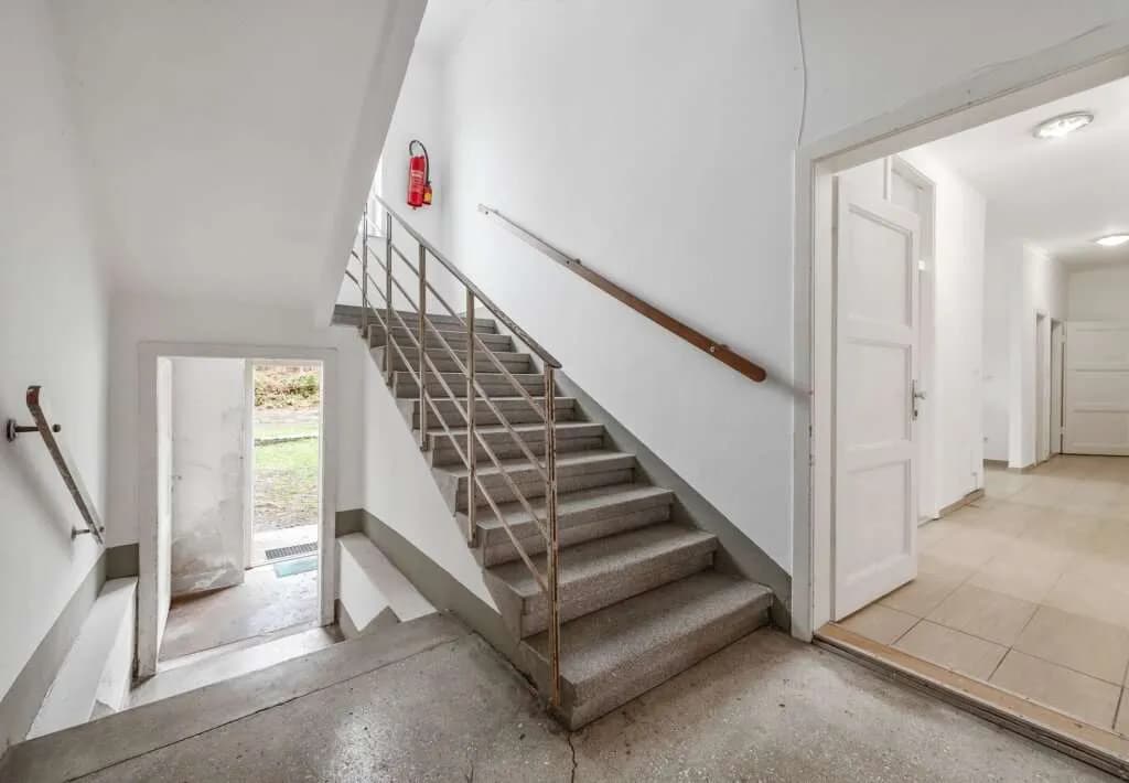 Haus kaufen in Neunkirchen – 237 m², € 460.000 – Bild 3 von 13