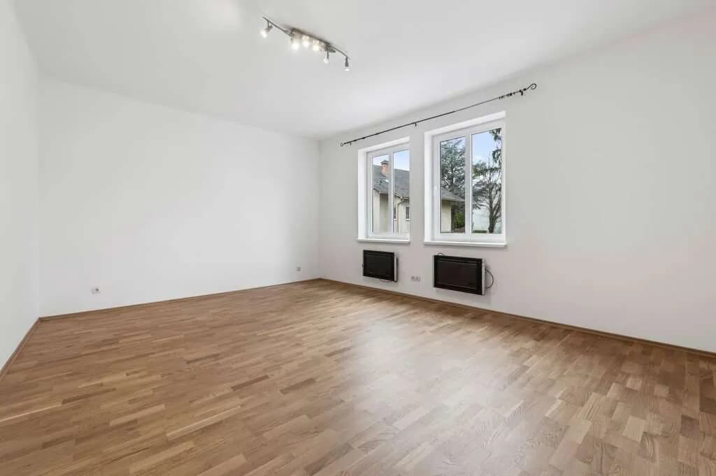 Haus kaufen in Neunkirchen – 237 m², € 460.000 – Bild 7 von 13