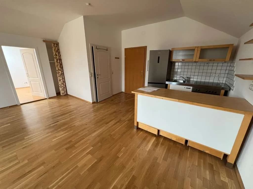 Wohnung mieten in Bruck-Mürzzuschlag – 51,63 m², € 502 – Bild 2 von 4