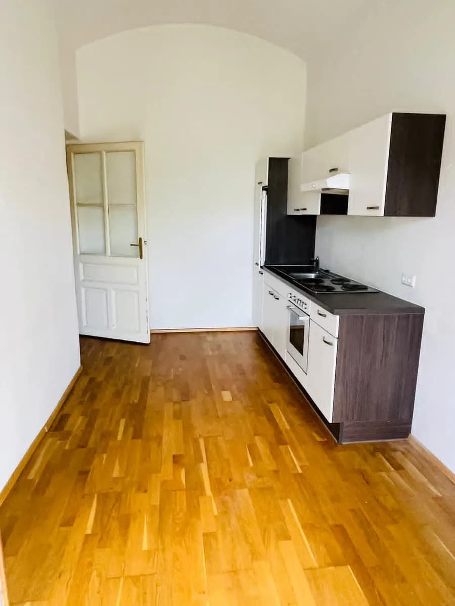 2-Zimmer-Wohnung mieten in Graz – 85 m², € 819 – Bild 2 von 10