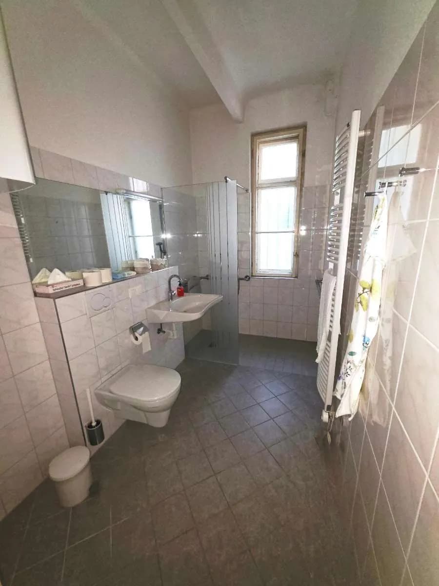 12-Zimmer-Immobilie kaufen in Sankt Veit an der Glan – 320 m², € 890.000 – Bild 9 von 16