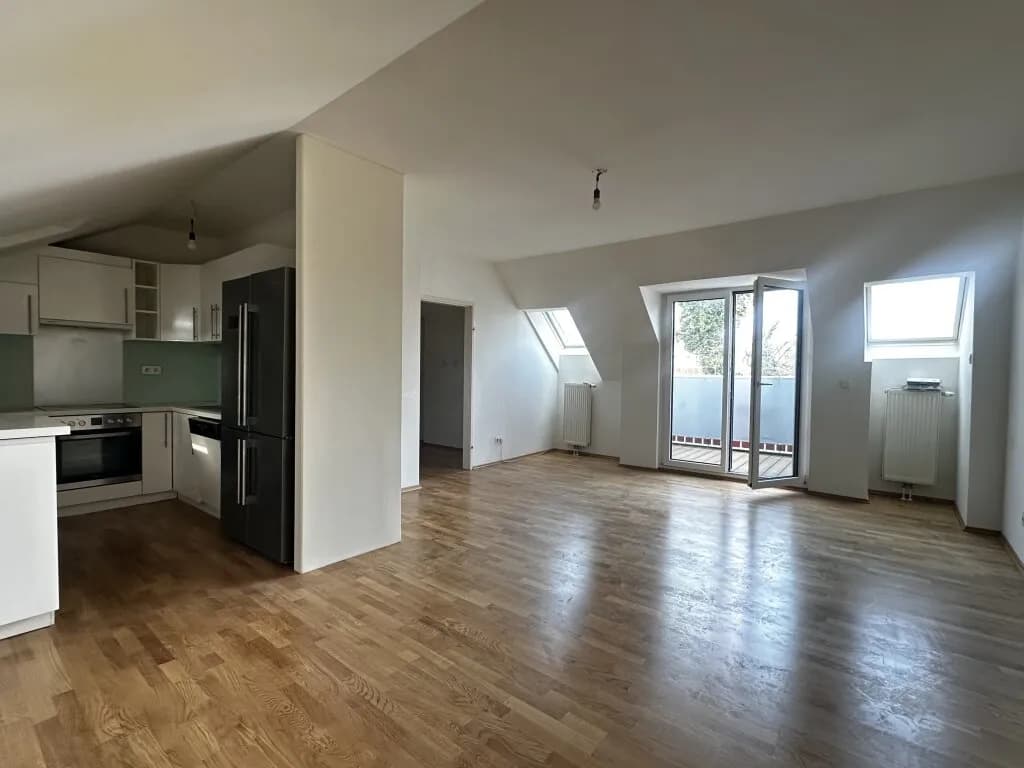 3-Zimmer-Wohnung mieten in Baden – 87,37 m², € 1.399