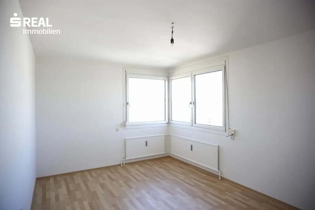 4-Zimmer-Wohnung mieten in Graz – 130 m², € 1.500 – Bild 1 von 14