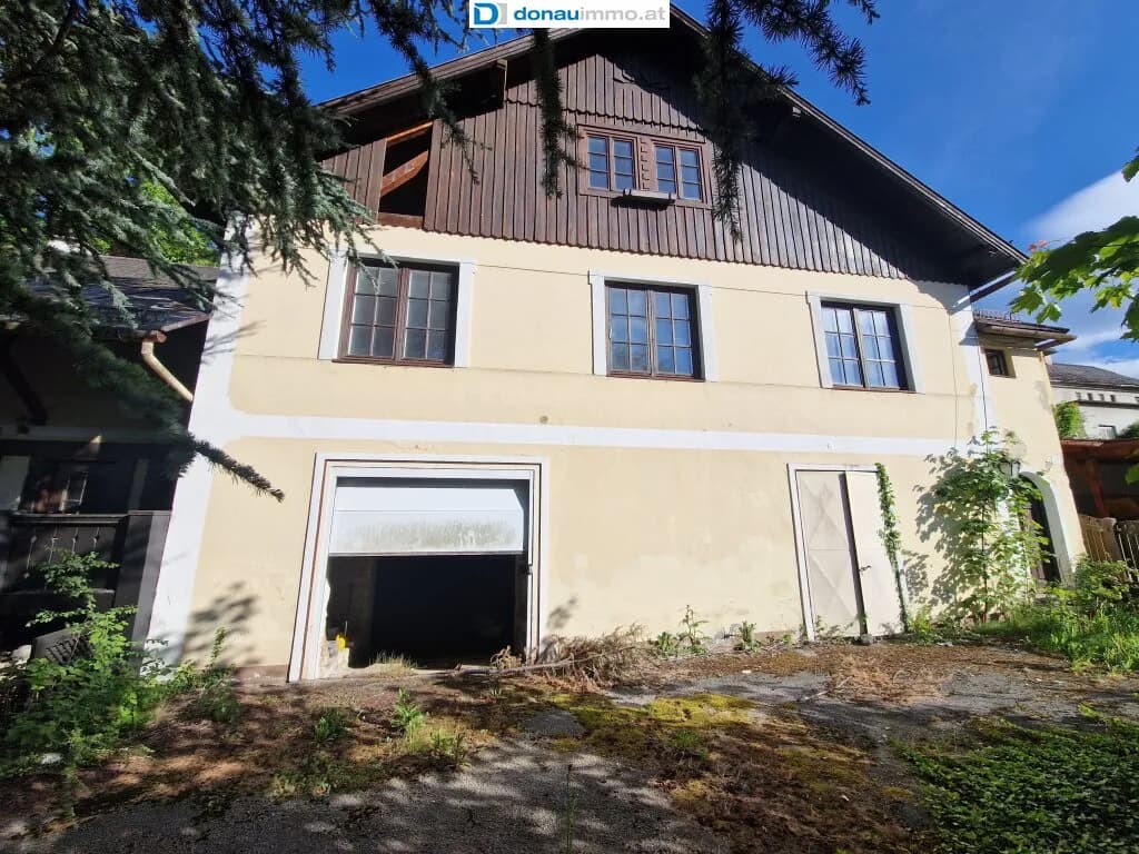 8-Zimmer-Haus kaufen in Neunkirchen – 190 m², € 299.000 – Bild 2 von 23