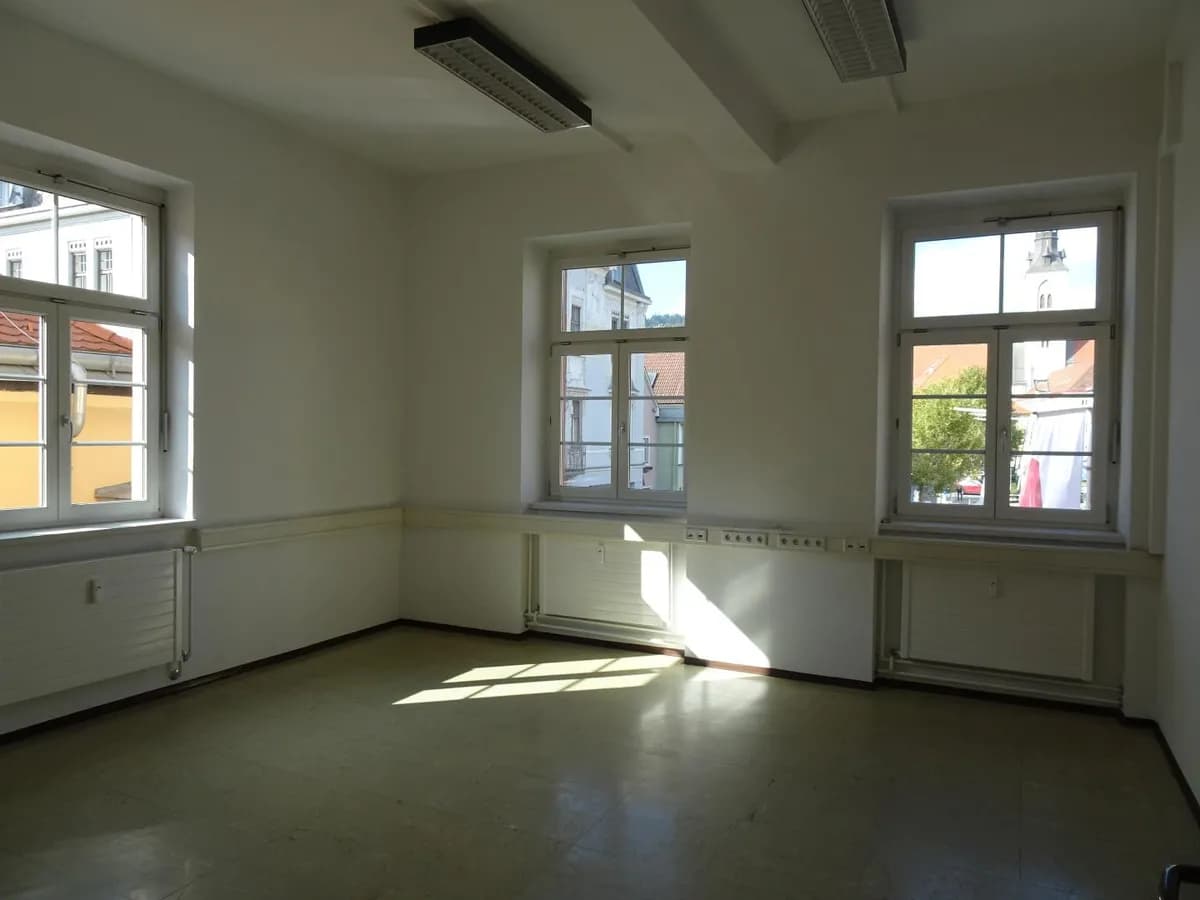 4-Zimmer-Gewerbeimmobilie mieten in Bruck-Mürzzuschlag – 90 m², € 1.142 – Bild 5 von 12