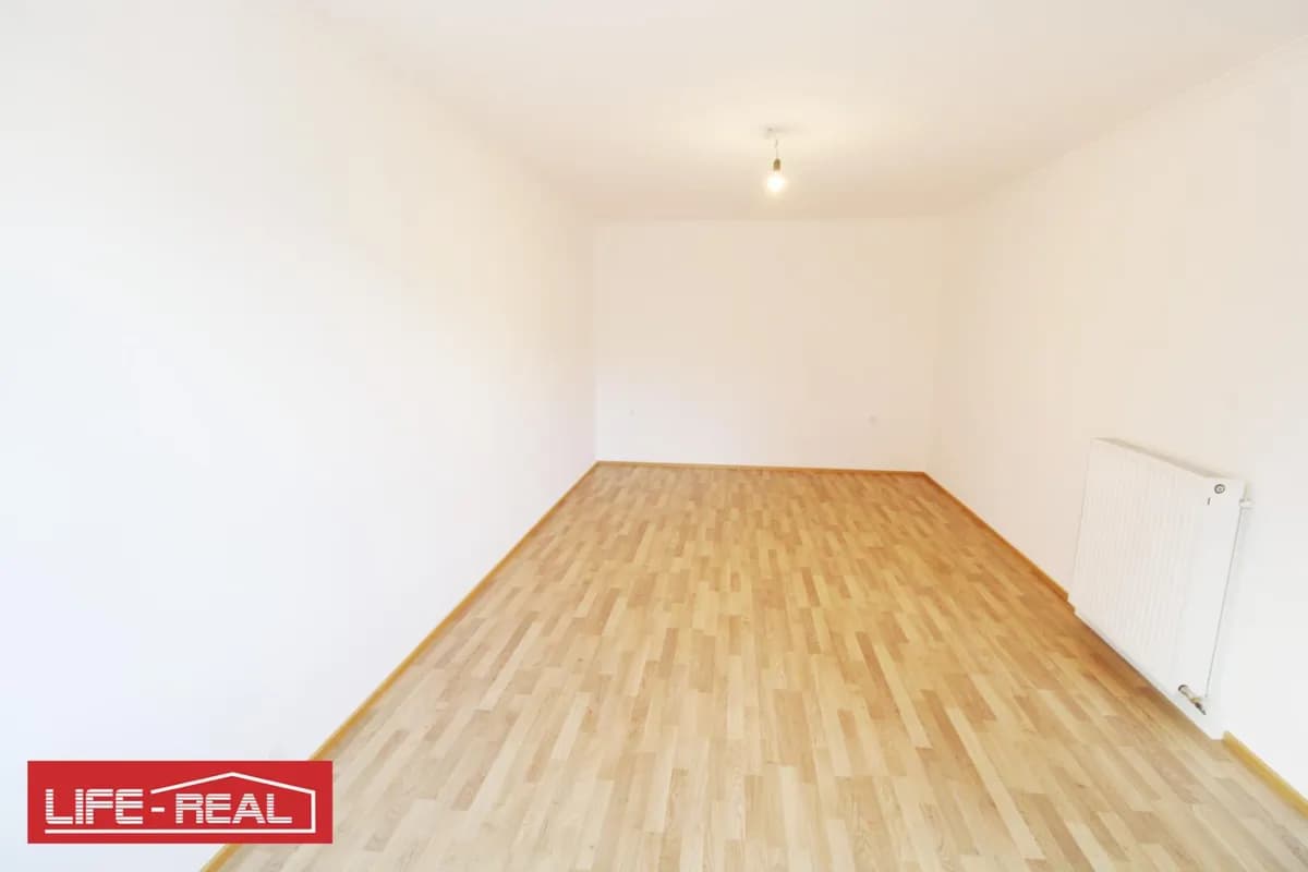 1-Zimmer-Wohnung kaufen in Linz – 42 m², € 109.000 – Bild 2 von 9