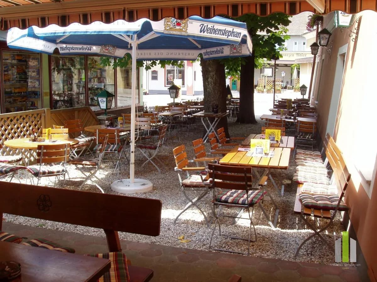 Gewerbeimmobilie kaufen in Vöcklabruck – 765 m², € 1.200.000 – Bild 2 von 8