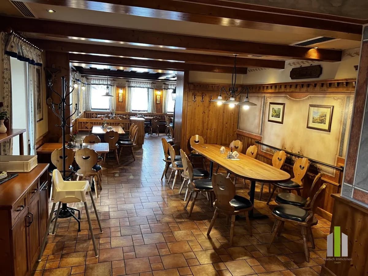 Gewerbeimmobilie kaufen in Vöcklabruck – 765 m², € 1.200.000 – Bild 3 von 8