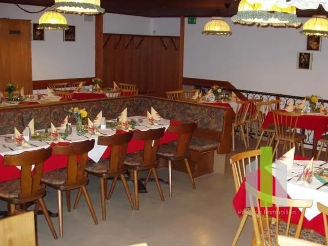 Gewerbeimmobilie kaufen in Vöcklabruck – 765 m², € 1.200.000 – Bild 5 von 8