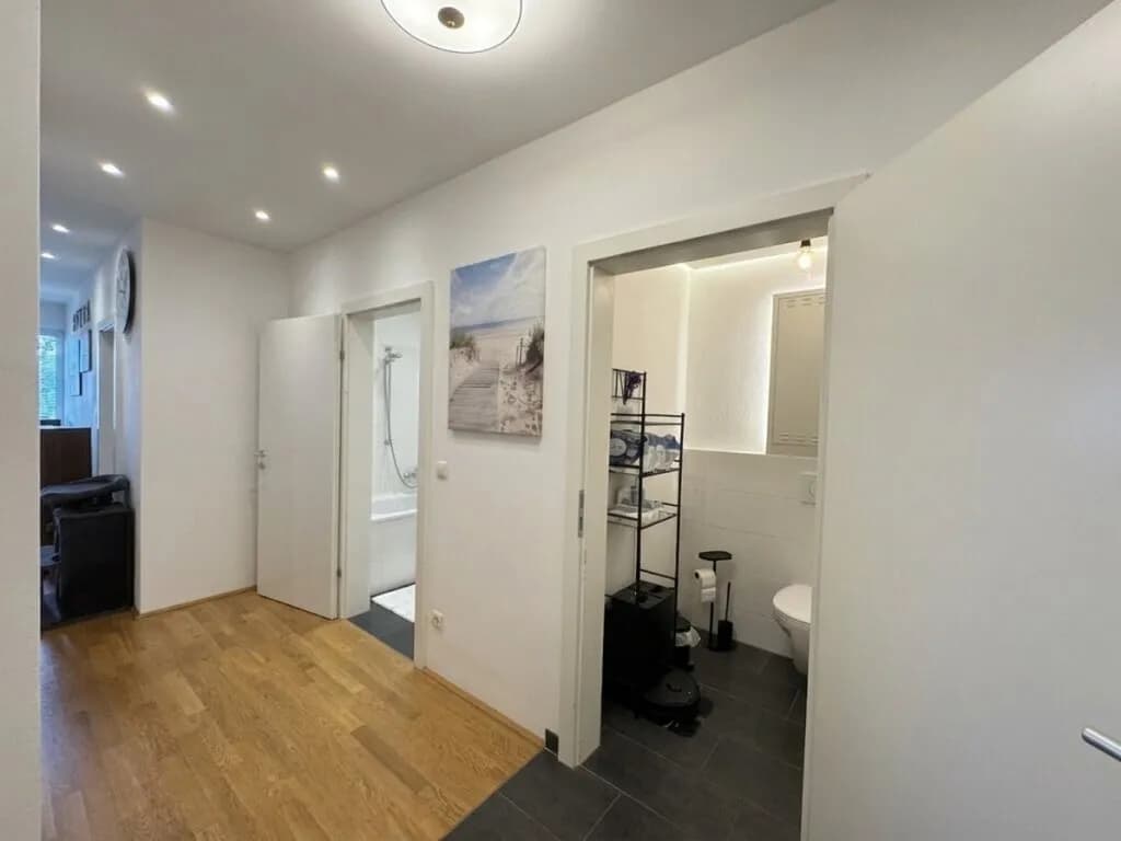 2-Zimmer-Wohnung mieten in Linz – 51,2 m², € 864 – Bild 2 von 8