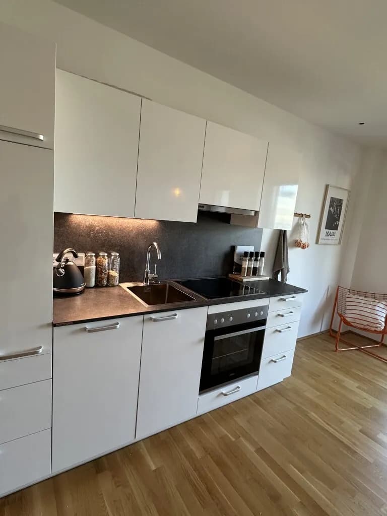1-Zimmer-Wohnung mieten in Linz – 34 m², € 699 – Bild 2 von 8