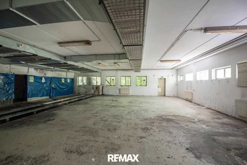 Immobilie kaufen in Gmunden – 2 000 m², € 850.000 – Bild 9 von 24